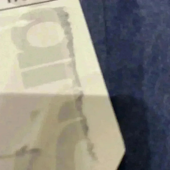 NWT Superdry Graphic T-shirt Sz 8 - Picture 4 of 5